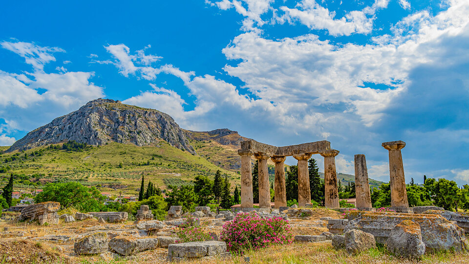 /images/r/corinth_athens-1-1/c960x540g0-290-5568-3422/corinth_athens-1-1.jpg