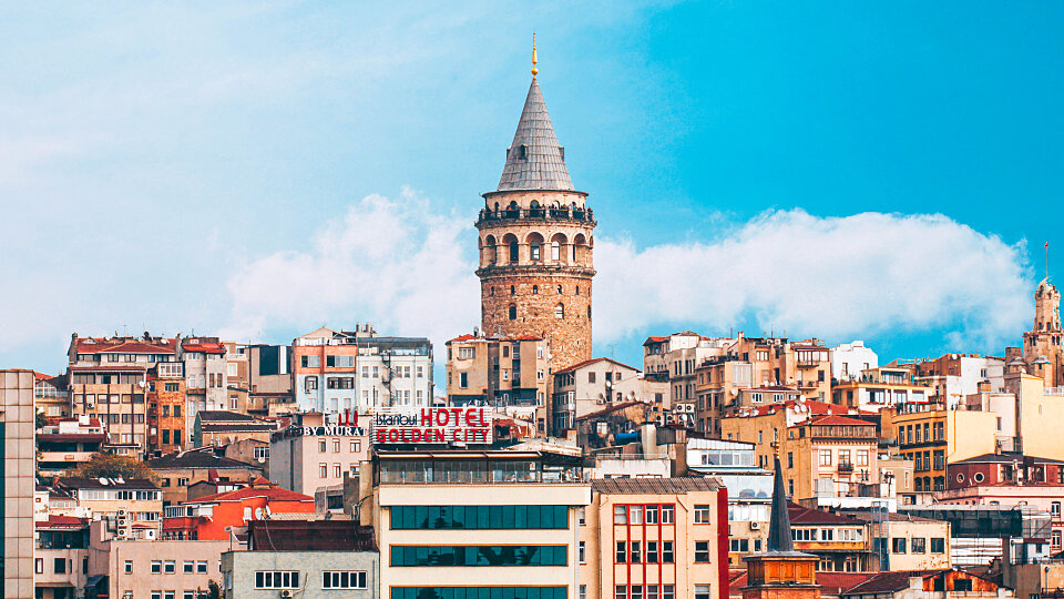 /images/r/galata-tower_istanbul_turkey/c960x540g2-598-5082-3456/galata-tower_istanbul_turkey.jpg